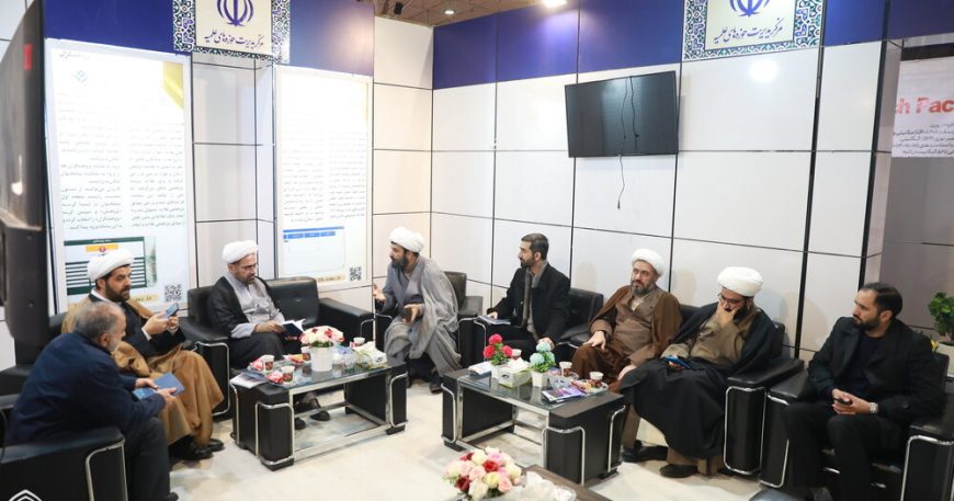 دومین روز غرفه مرکز مدیریت