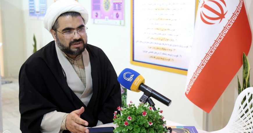 نگاهی به فعالیت‌های مرکز فناوری اطلاعات حوزه در نمایشگاه قرآن